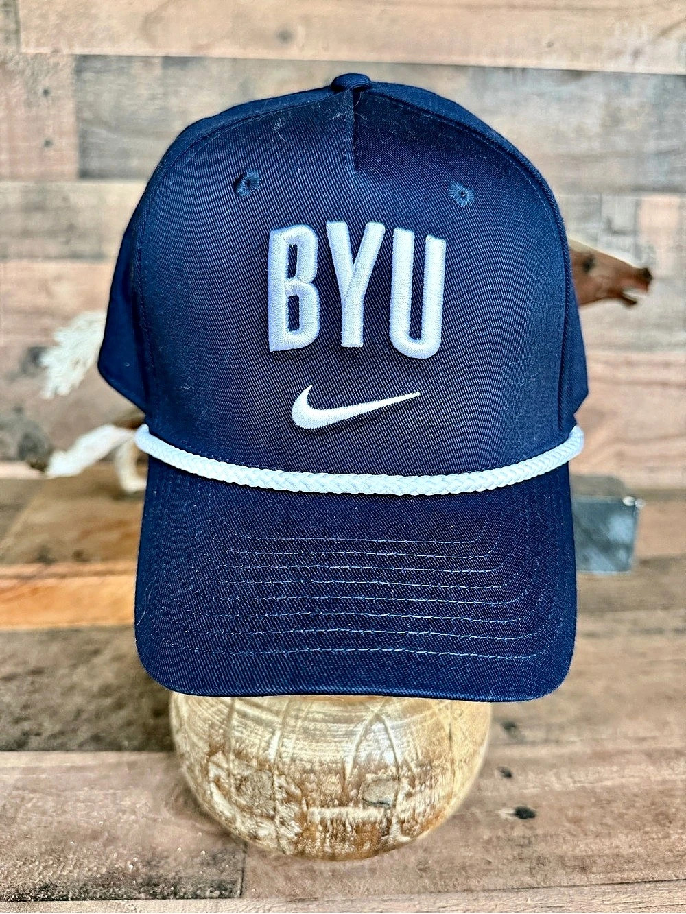 Nike BYU Nike snapback cap Blue & White Snapback Cap